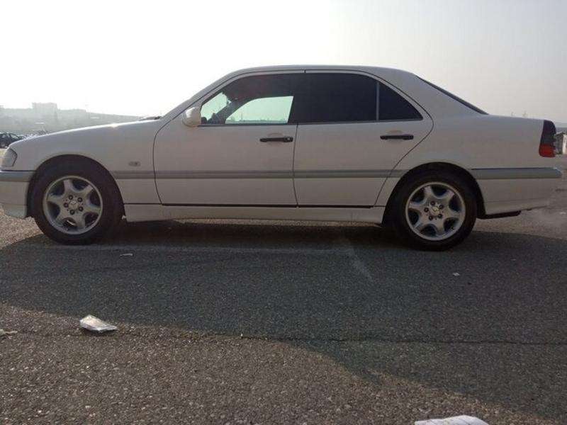 Mercedes C 240, 1998 il, 2.4 L, 330 000 km