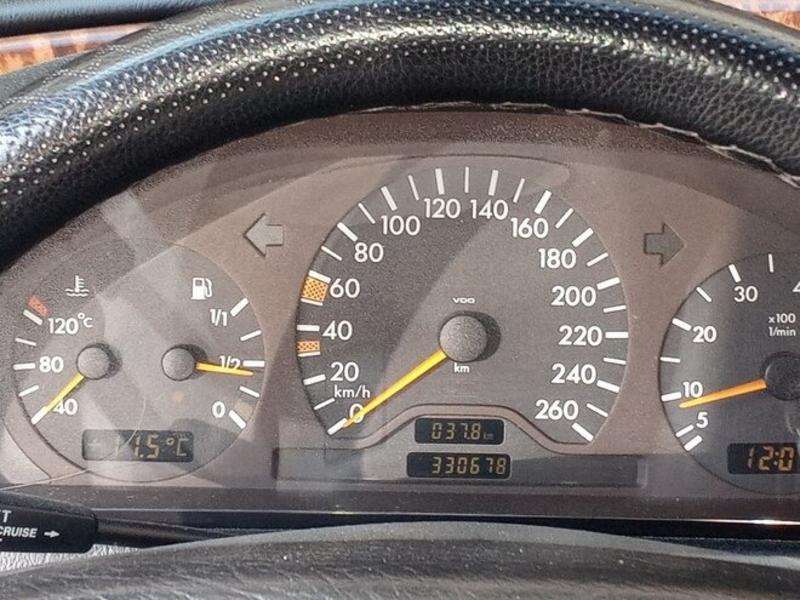 Mercedes C 240, 1998 il, 2.4 L, 330 000 km