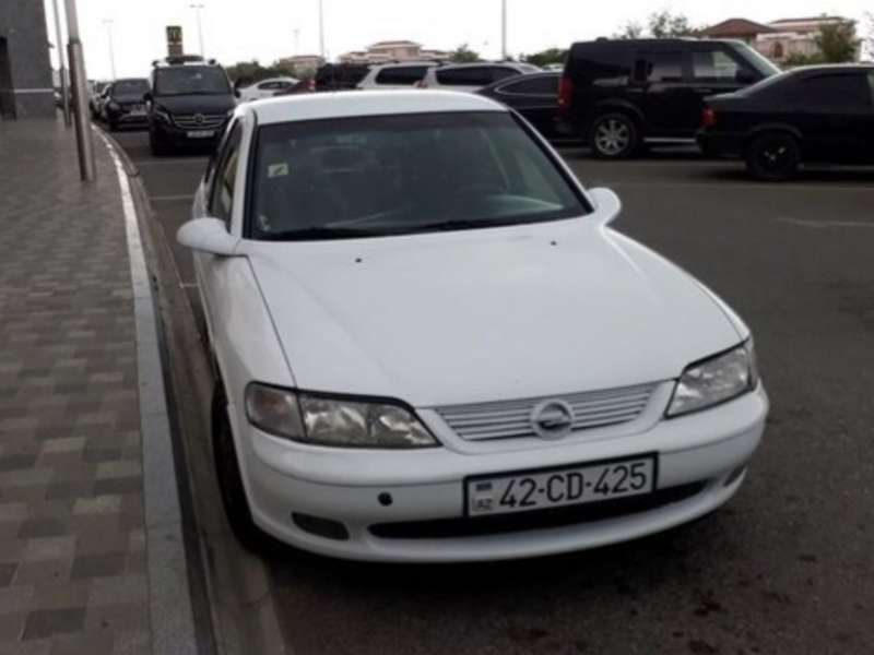 Opel Vectra, 1997 il, 2.0 L, 300 000 km