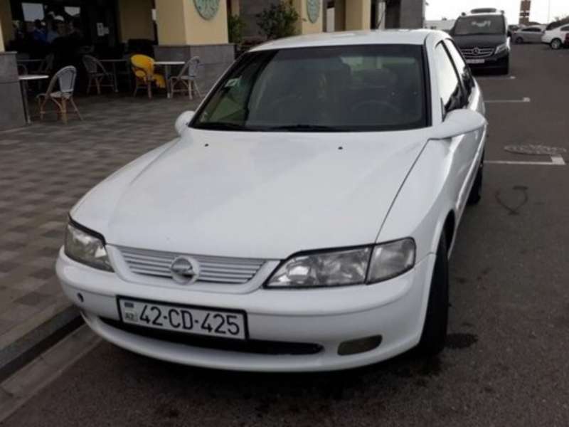 Opel Vectra, 1997 il, 2.0 L, 300 000 km