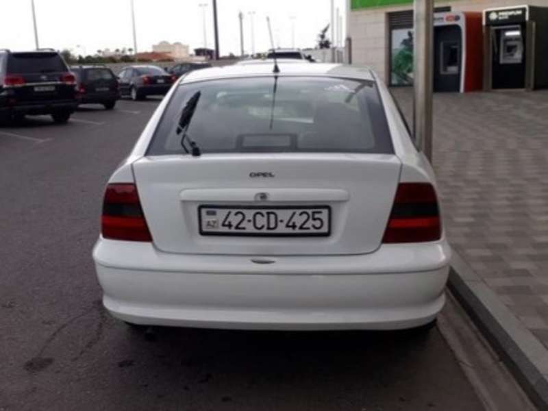 Opel Vectra, 1997 il, 2.0 L, 300 000 km
