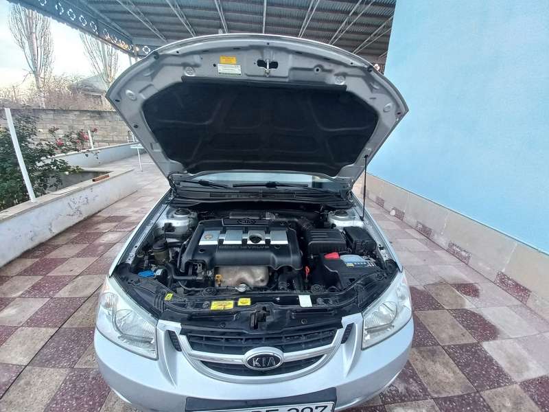 Kia Cerato, 2006 il, 1.6 L, 176 000 km