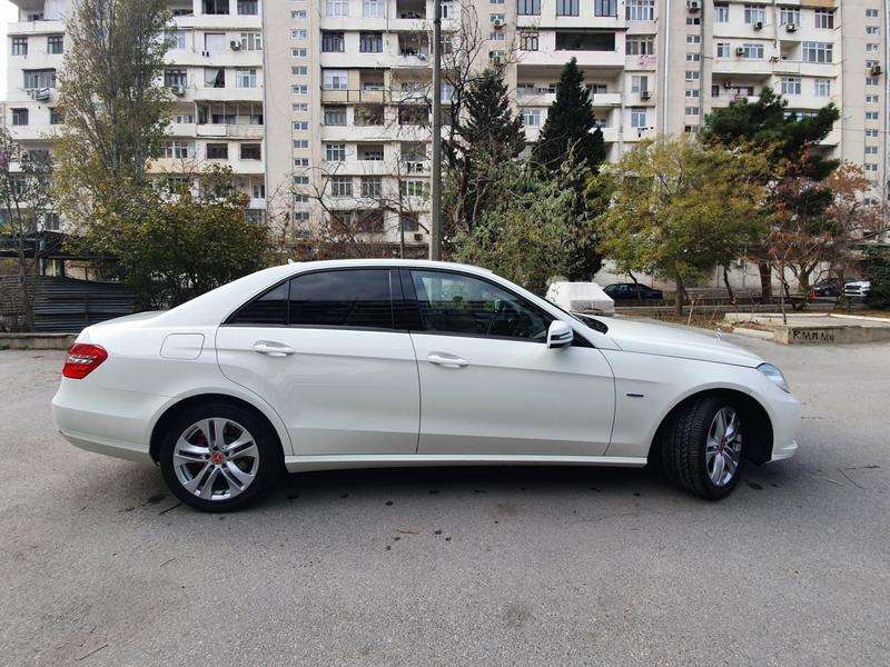 Mercedes E 250, 2009 il, 2.5 L, 238 295 km