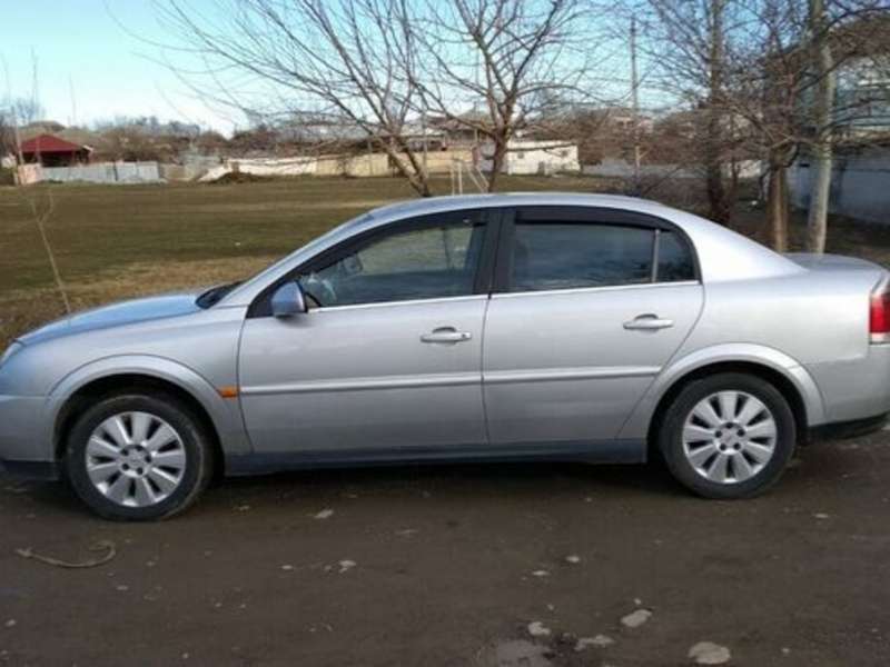 Opel Vectra, 2003 il, 2.2 L, 320 000 km