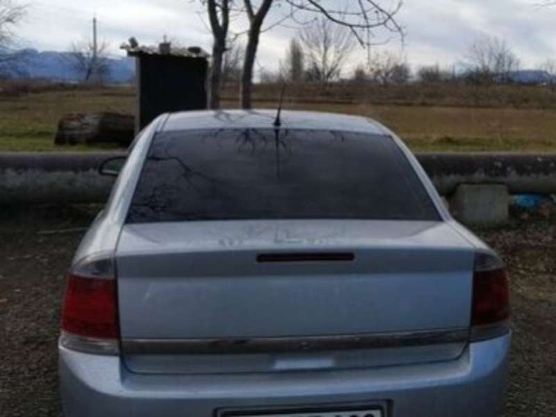 Opel Vectra, 2003 il, 2.2 L, 320 000 km