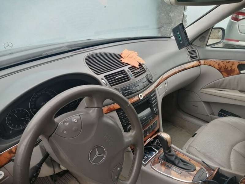 Mercedes E 270, 2004 il, 2.7 L, 550 000 km