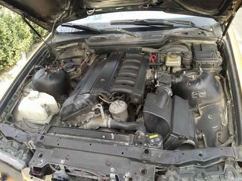 BMW 320, 1992 il, 2.0 L, 222 000 km