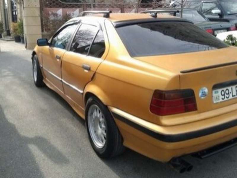 BMW 320, 1992 il, 2.0 L, 222 000 km