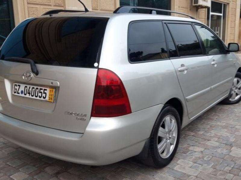 Toyota Corolla, 2005 il, 1.4 L, 100 000 km