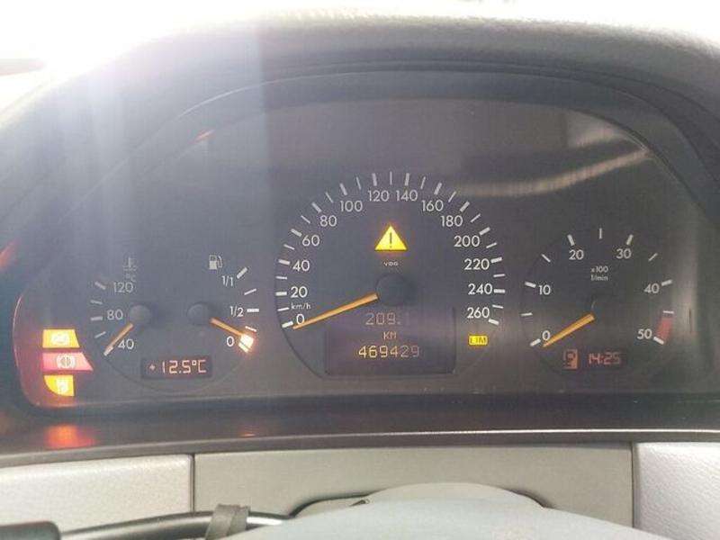 Mercedes E 270, 1999 il, 2.7 L, 470 000 km