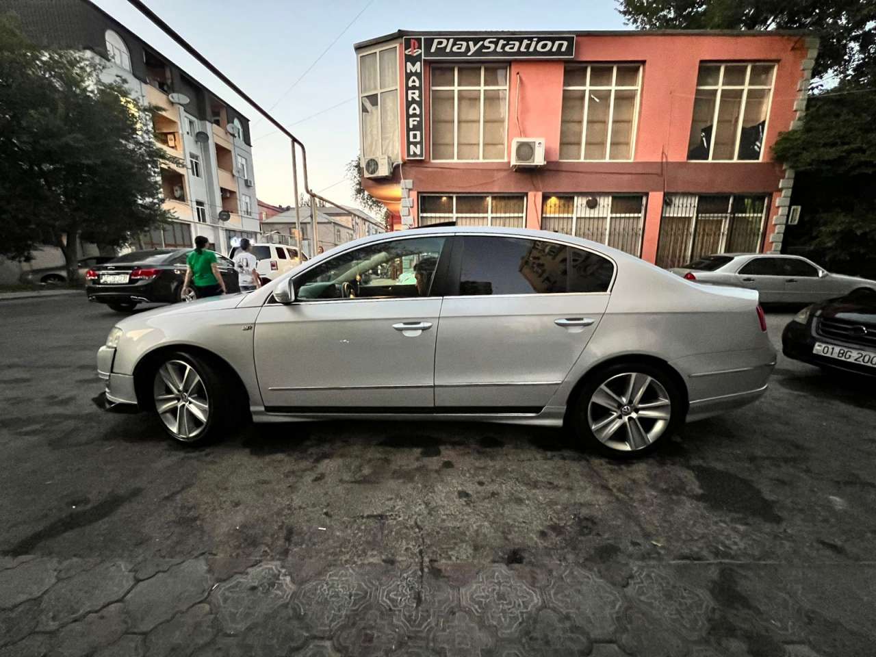 Volkswagen Passat, 2010 il, 2.0 L, 196 000 km