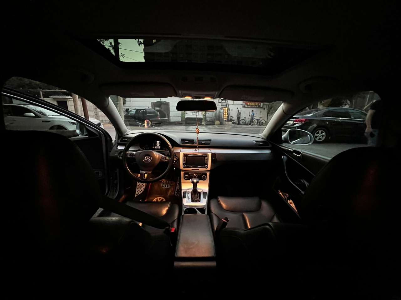 Volkswagen Passat, 2010 il, 2.0 L, 196 000 km