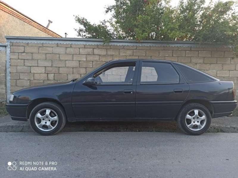 Opel Vectra, 1992 il, 1.7 L, 360 000 km