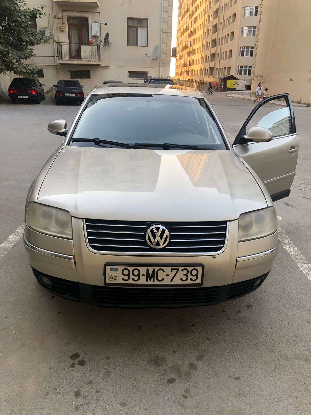 Volkswagen Passat, 2004 il, 0.15 L, 320 km