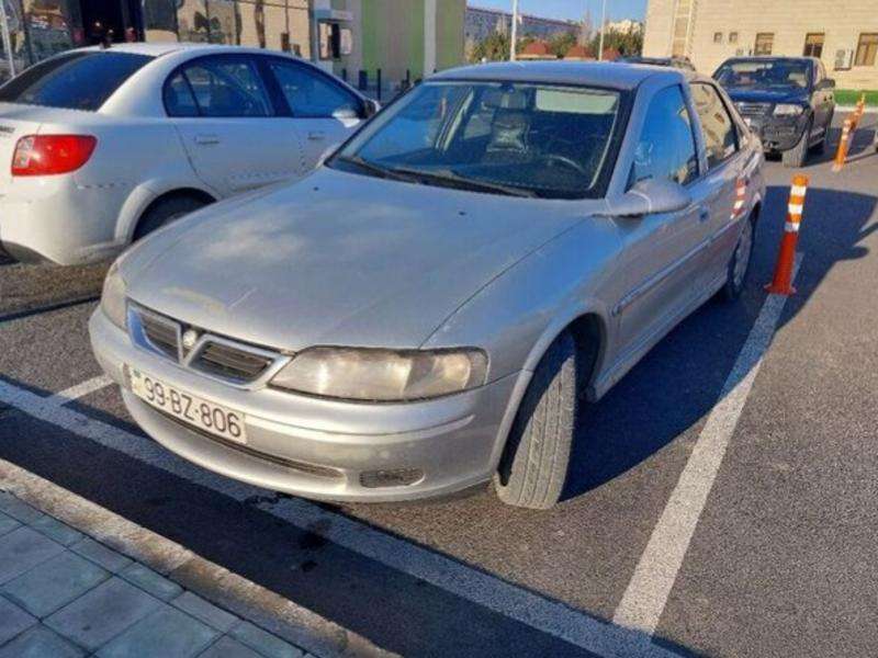 Opel Vectra, 1999 il, 1.8 L, 360 000 km