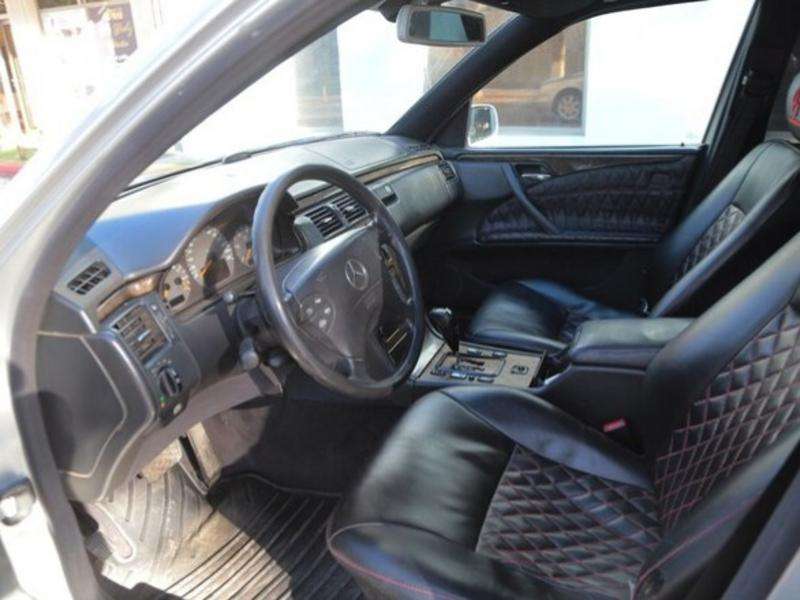 Mercedes E 320, 2001 il, 3.2 L, 350 000 km