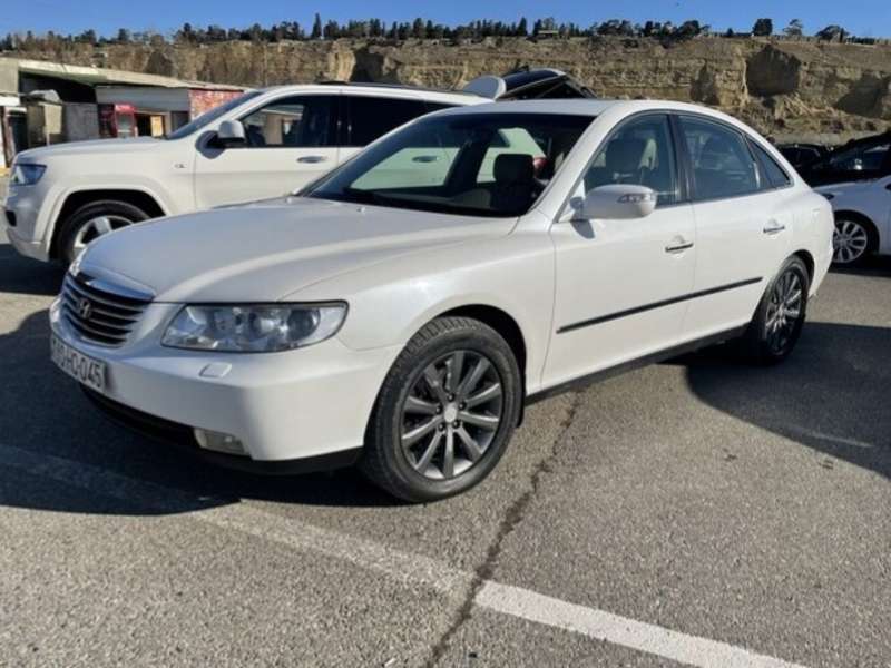 Hyundai Grandeur, 2008 il, 2.7 L, 226 000 km