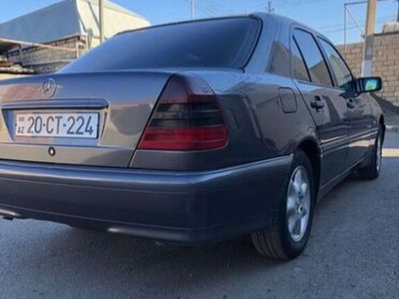Mercedes C 180, 1998 il, 1.8 L, 296 000 km