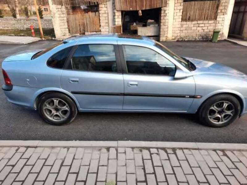 Opel Vectra, 1997 il, 1.8 L, 392 289 km