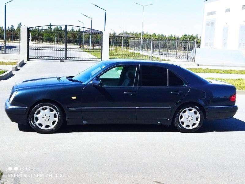 Mercedes E 230, 1995 il, 2.3 L, 360 000 km