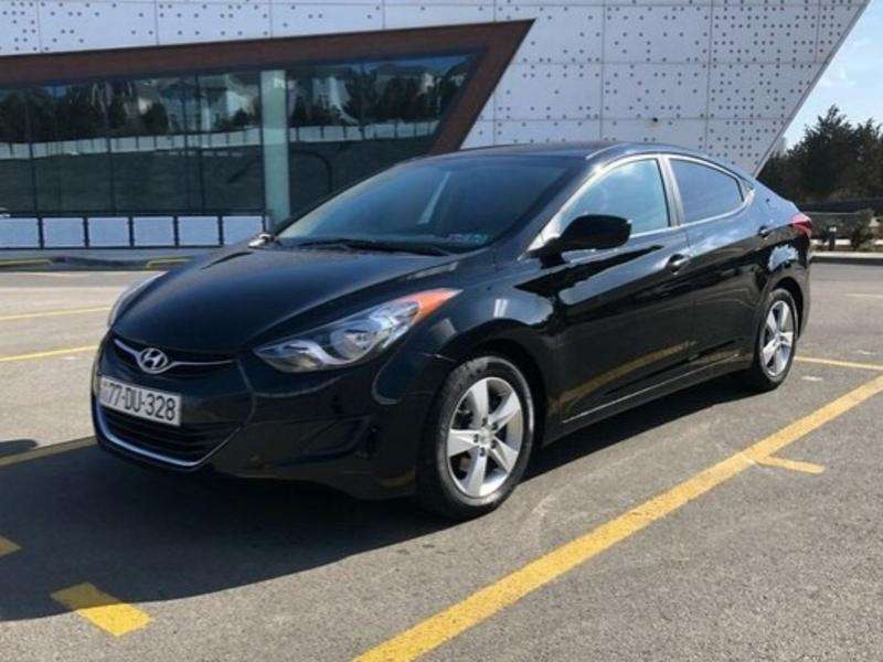 Hyundai Elantra, 2011 il, 1.8 L, 109 000 km