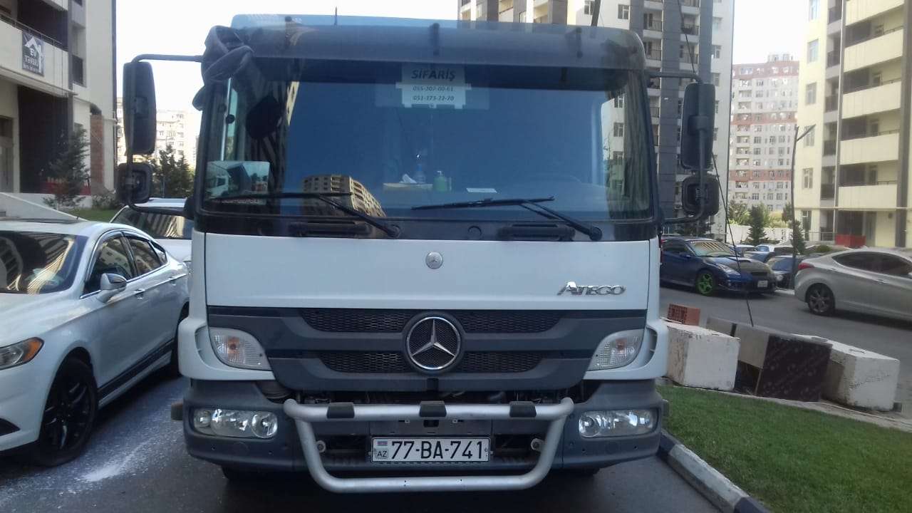 Mercedes 913, 2011 il, 4.3 L, 530 000 km