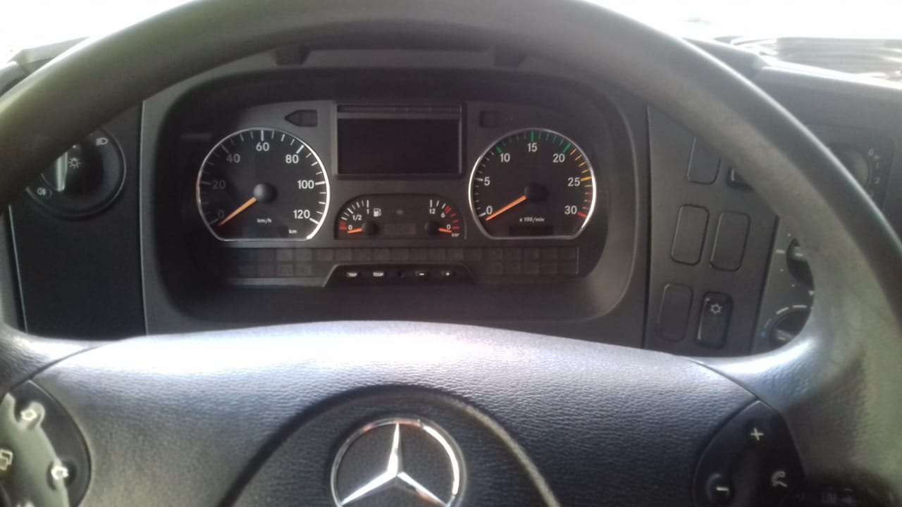 Mercedes 913, 2011 il, 4.3 L, 530 000 km