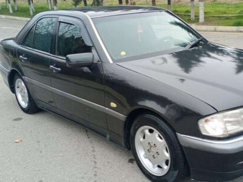 Mercedes C 220, 1994 il, 2.2 L, 150 000 km