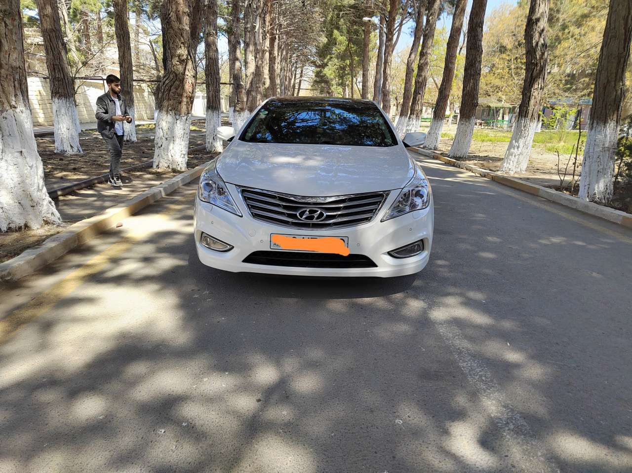 Hyundai Azera, 2013 il, 2.4 L, 215 000 km