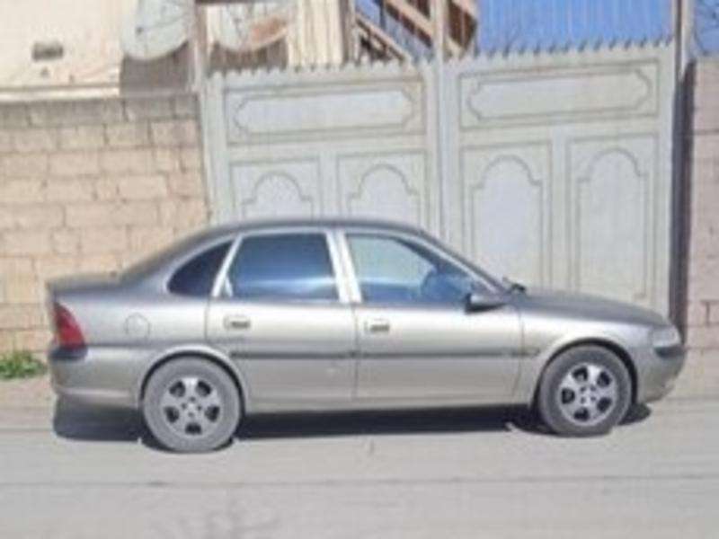 Opel Vectra, 1996 il, 1.8 L, 505 000 km