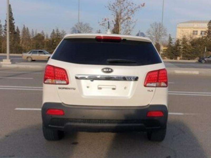Kia Sorento, 2011 il, 2.0 L, 62 000 km