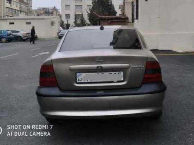 Opel Vectra, 1997 il, 2.0 L, 290 000 km