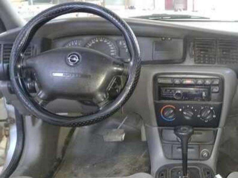 Opel Vectra, 1997 il, 1.8 L, 300 000 km