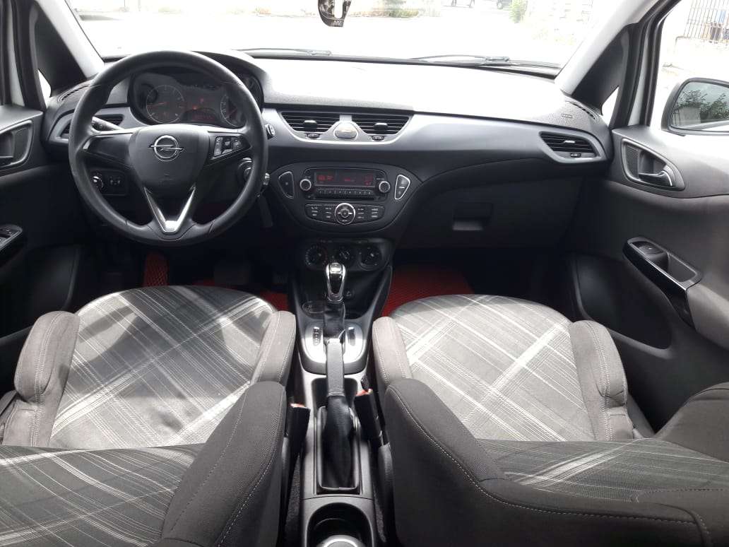 Opel Corsa, 2015 il, 1.4 L, 200 000 km