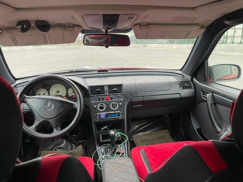 Mercedes C 200, 1999 il, 2.0 L, 320 800 km