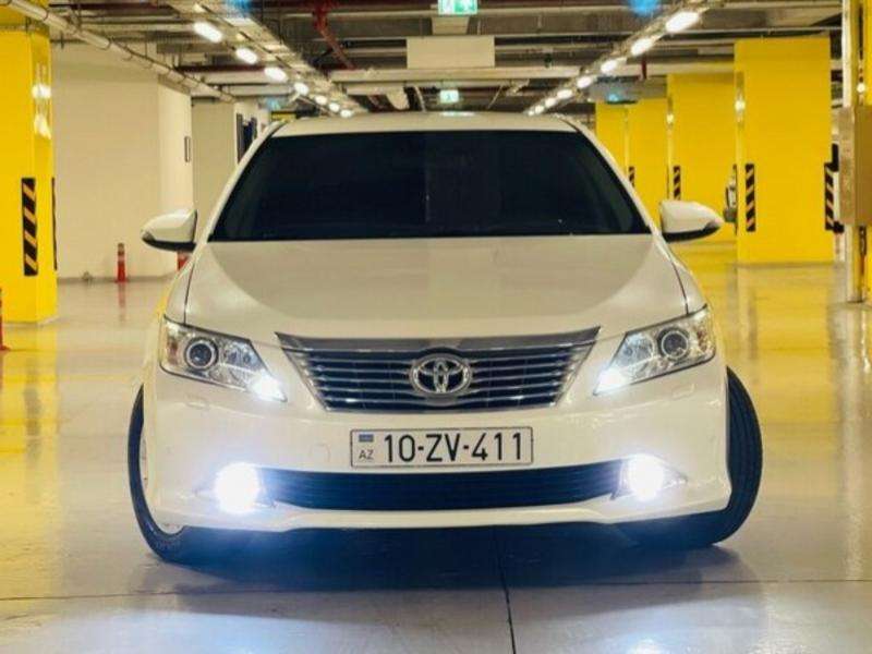 Toyota Camry, 2014 il, 2.5 L, 200 000 km