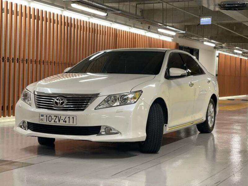 Toyota Camry, 2014 il, 2.5 L, 200 000 km