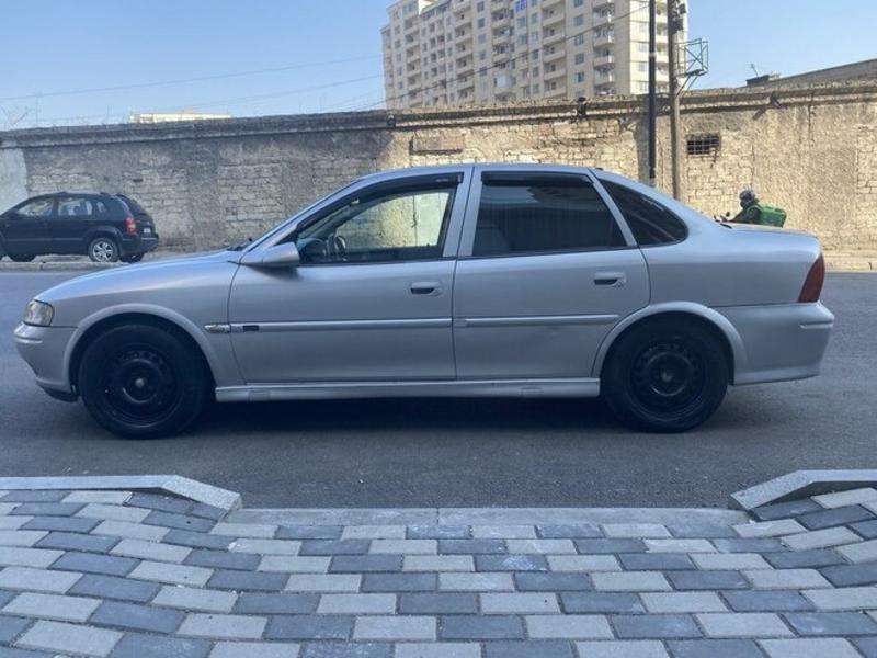 Opel Vectra, 1999 il, 2.0 L, 298 000 km