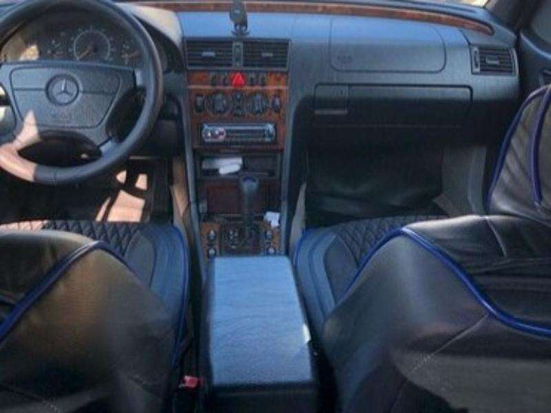 Mercedes C 230, 1999 il, 2.3 L, 250 000 km