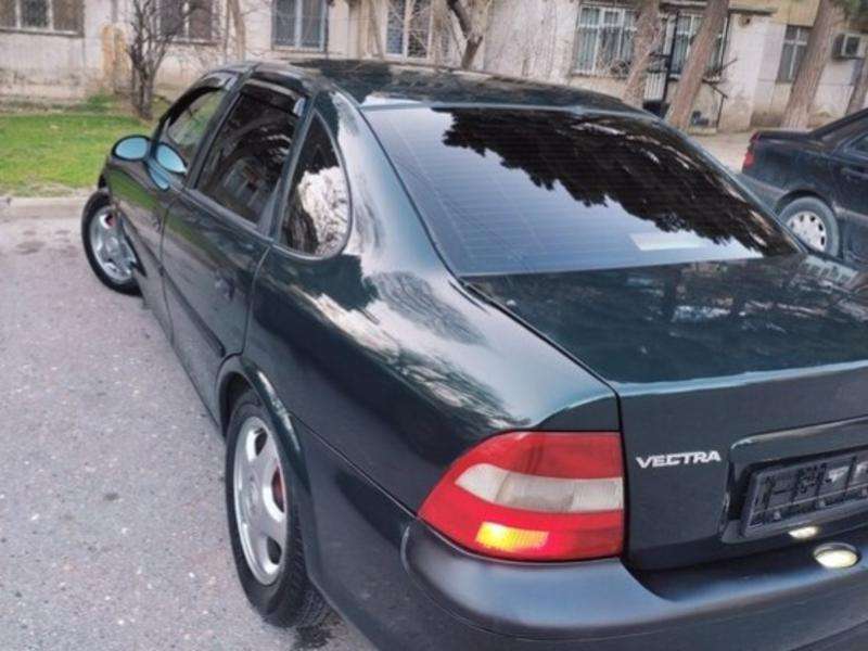 Opel Vectra, 1998 il, 1.8 L, 356 000 km