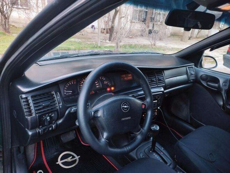 Opel Vectra, 1998 il, 1.8 L, 356 000 km