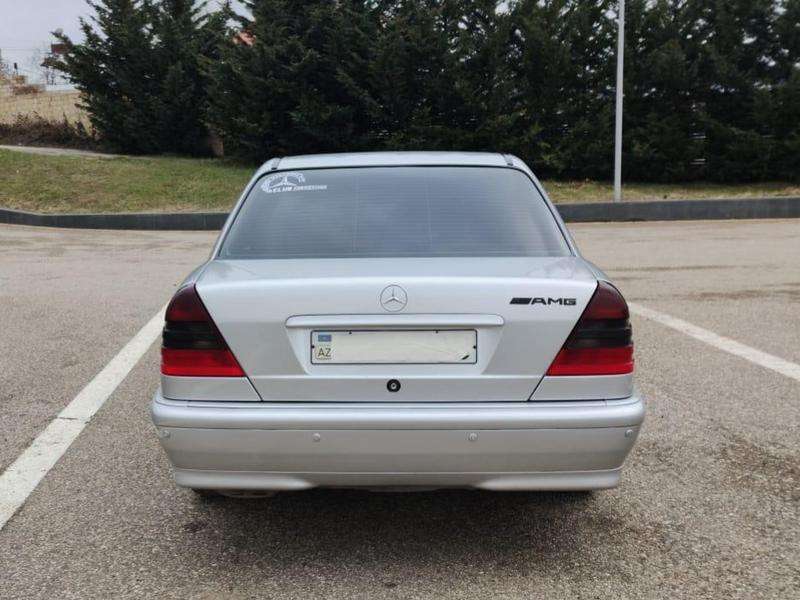 Mercedes C 230, 1998 il, 2.3 L, 286 600 km