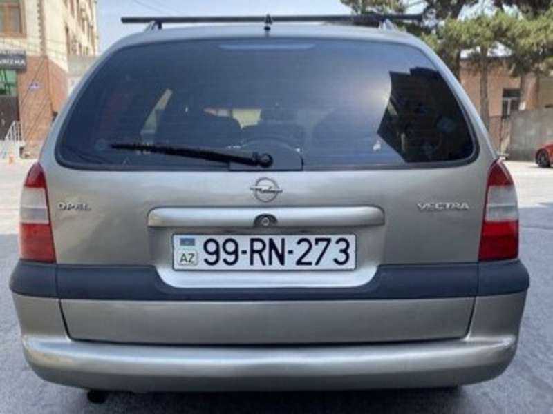 Opel Vectra, 1999 il, 2.0 L, 240 000 km