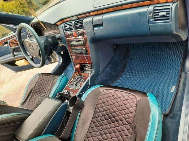 Mercedes E 240, 1998 il, 2.4 L, 510 000 km