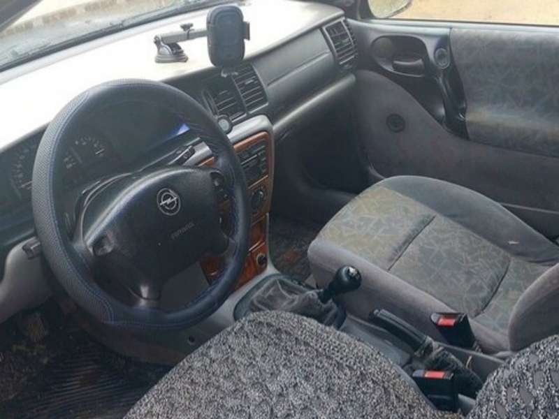 Opel Vectra, 1997 il, 1.8 L, 256 354 km