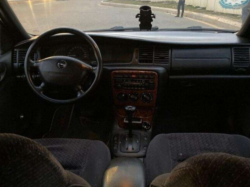 Opel Vectra, 1997 il, 1.8 L, 330 000 km