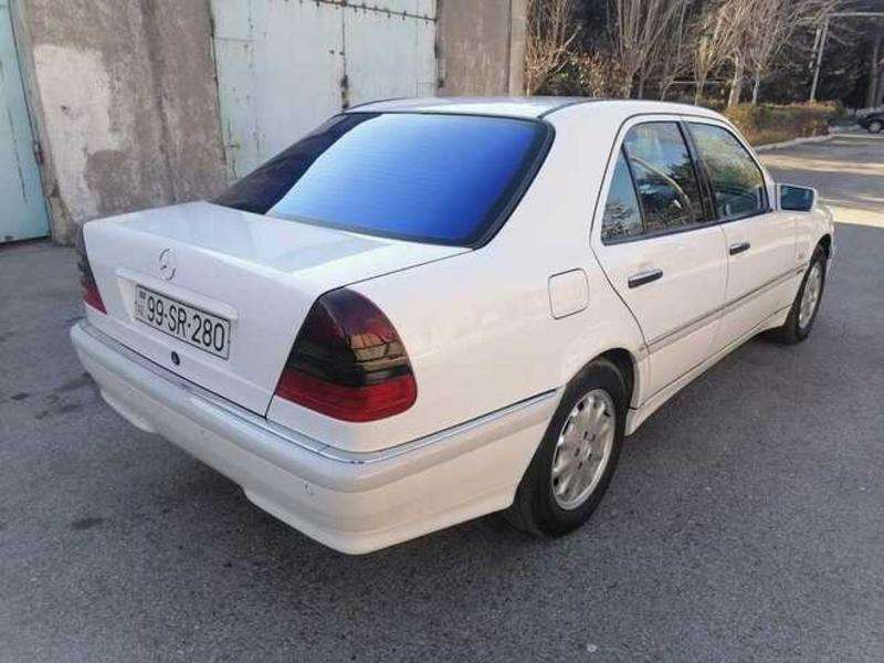 Mercedes C 280, 1999 il, 2.8 L, 275 000 km