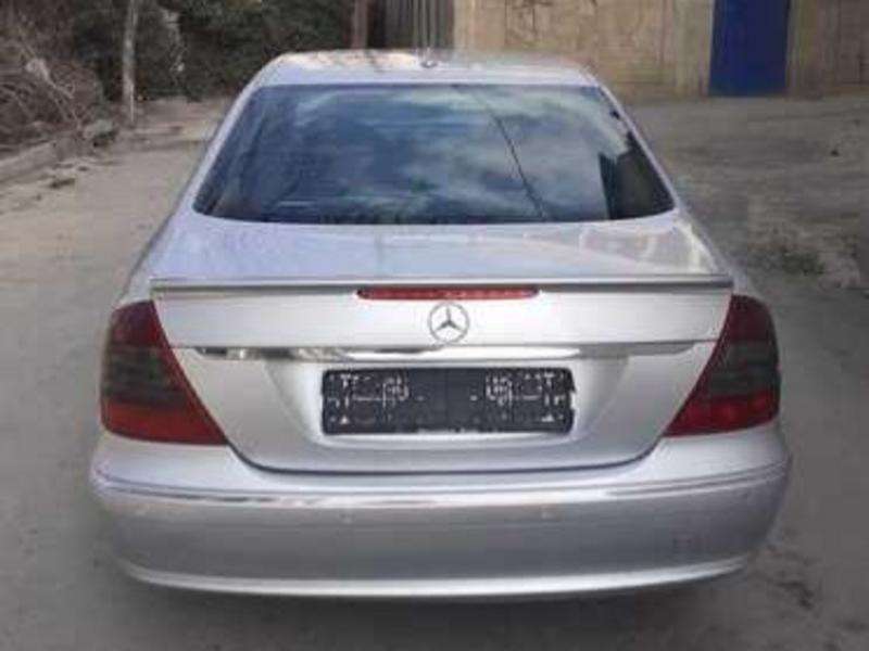 Mercedes E 220, 2008 il, 2.2 L, 300 000 km