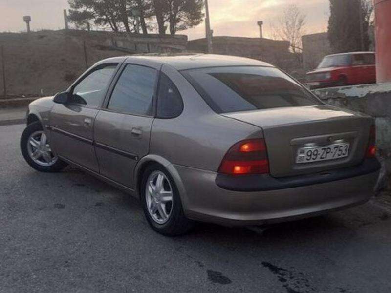 Opel Vectra, 1995 il, 2.0 L, 370 000 km