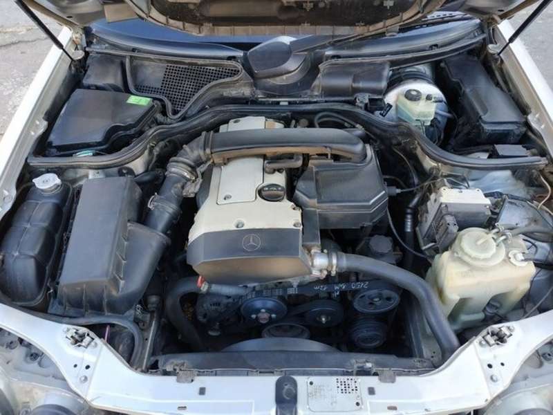Mercedes E 200, 1996 il, 2.0 L, 395 560 km